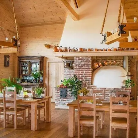 Wooden Summer Houses, * ボボリン